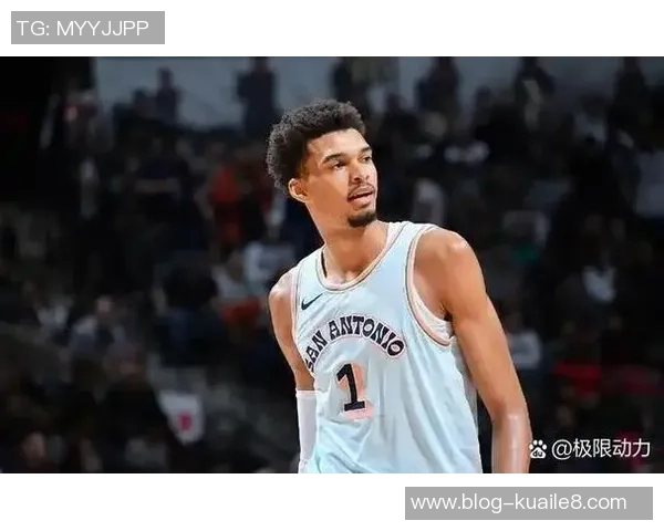 文班亚马法国队首秀狂砍27分力压意大利吸引NBA球探关注